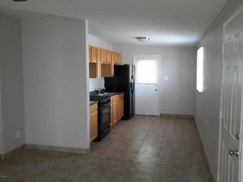 2315 E Lynne Ln, Phoenix, AZ 85042 photo 1