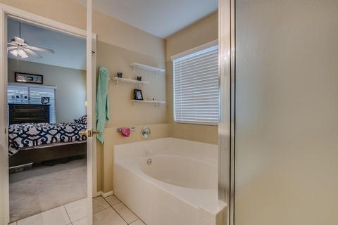 3356 E Blackhawk Dr, Phoenix, AZ 85050 photo 22