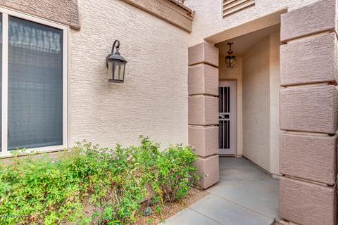3237 E Fremont Rd, Phoenix, AZ 85042 photo 2