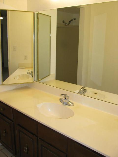 1610 E Borghese Pl, Phoenix, AZ 85016 photo 8
