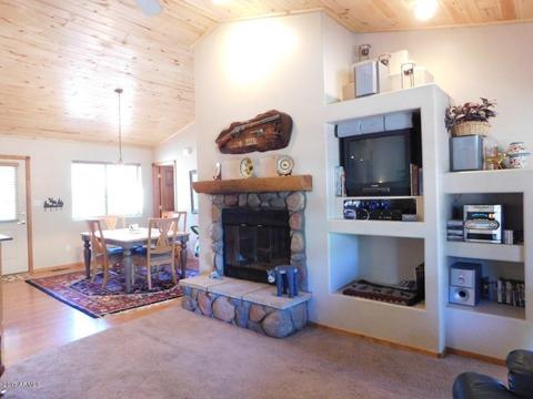 2649 Lodge Loop, Overgaard, AZ 85933 photo 6