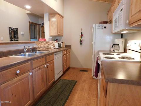 2649 Lodge Loop, Overgaard, AZ 85933 photo 10