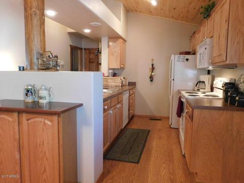 2649 Lodge Loop, Overgaard, AZ 85933 photo 9