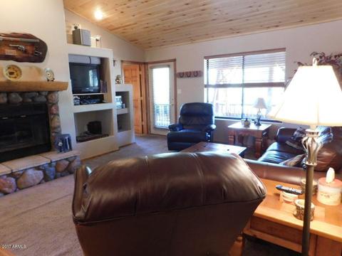 2649 Lodge Loop, Overgaard, AZ 85933 photo 4