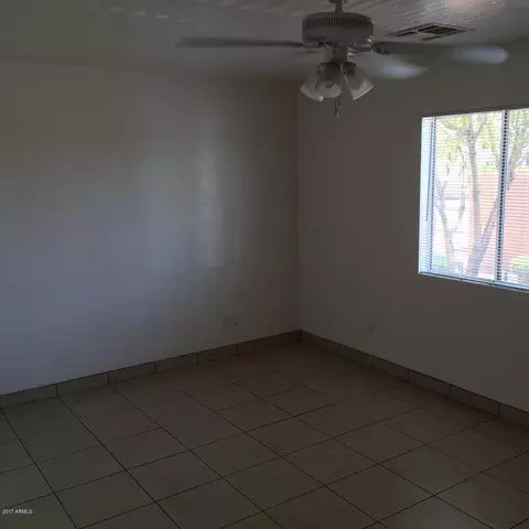 7553 N 21st Ave, Phoenix, AZ 85021 photo 5