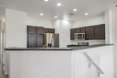 2741 S Equestrian Dr #101, Gilbert, AZ 85295 photo 3