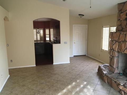 3220 E Sandy Way, Gilbert, AZ 85297 photo 2