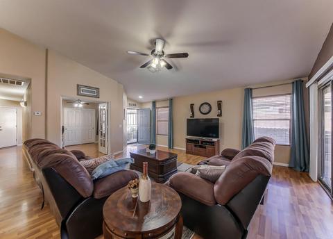 4061 S Summer Ct, Gilbert, AZ 85297 photo 9