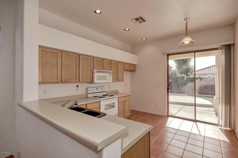 3433 E Wyatt Way, Gilbert, AZ 85297 photo 5
