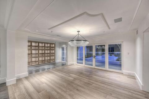 4821 Exeter Blvd, Phoenix, AZ 85018 photo 6