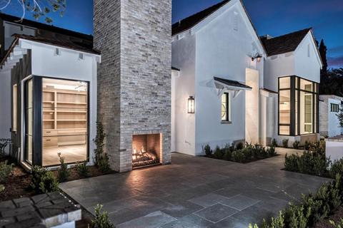 4821 Exeter Blvd, Phoenix, AZ 85018 photo 2