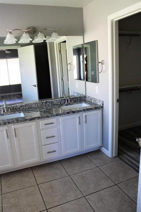 9736 E Knowles Ave, Mesa, AZ 85209 photo 11