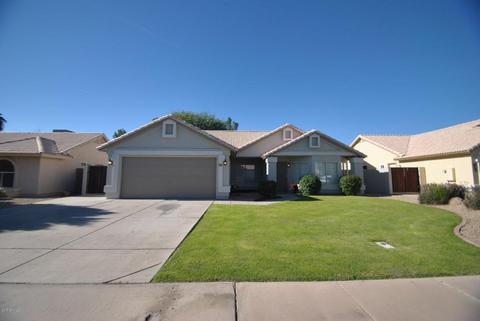 950 N Swallow Ln, Gilbert, AZ 85234 photo 1