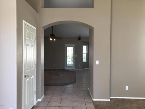 248 W Smoke Tree Rd, Gilbert, AZ 85233 photo 4