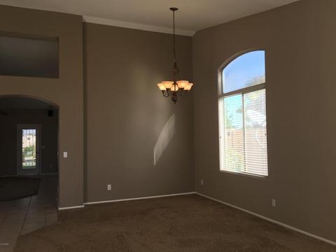 248 W Smoke Tree Rd, Gilbert, AZ 85233 photo 2