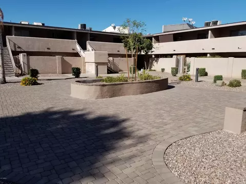 810 E Colter St, Phoenix, AZ 85014 photo 3