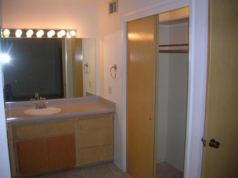 701 N 57th Pl, Mesa, AZ 85205 photo 8