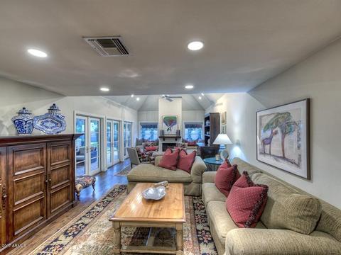 3022 N Manor Dr E, Phoenix, AZ 85014 photo 7