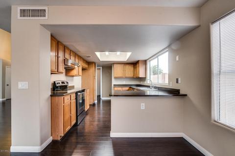 3910 E Rosemonte Dr, Phoenix, AZ 85050 photo 4