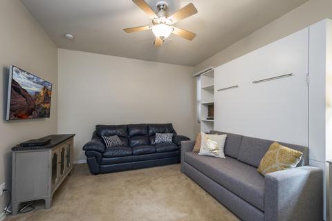 3978 E Sandpiper Dr, Phoenix, AZ 85050 photo 31