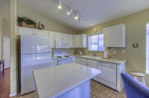 4629 E Abraham Ln, Phoenix, AZ 85050 photo 7