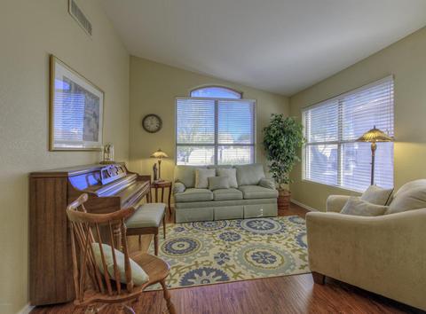 4629 E Abraham Ln, Phoenix, AZ 85050 photo 4