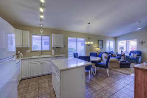 4629 E Abraham Ln, Phoenix, AZ 85050 photo 8