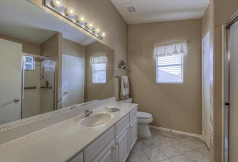 4629 E Abraham Ln, Phoenix, AZ 85050 photo 14