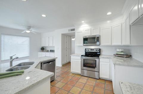 913 E Grandview Rd, Phoenix, AZ 85022 photo 2