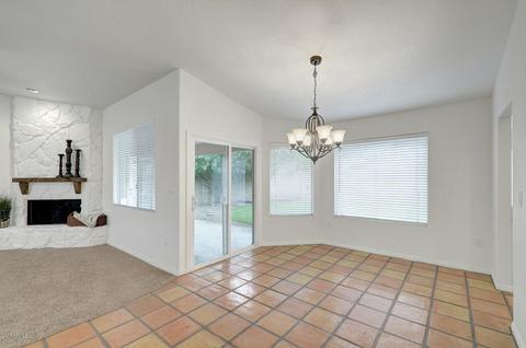 913 E Grandview Rd, Phoenix, AZ 85022 photo 3