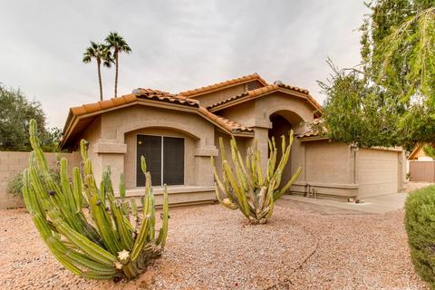 3708 E Morrow Dr, Phoenix, AZ 85050 photo 2