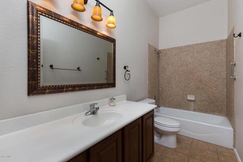 524 E Lydia Ln, Phoenix, AZ 85042 photo 11