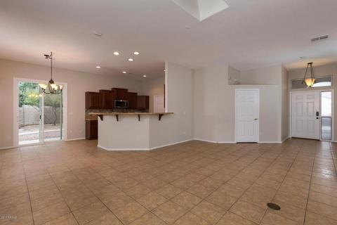 524 E Lydia Ln, Phoenix, AZ 85042 photo 6