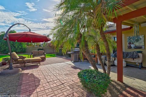4068 E Taro Ln, Phoenix, AZ 85050 photo 8