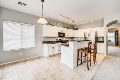 1282 E Parkview Dr, Gilbert, AZ 85295 photo 9