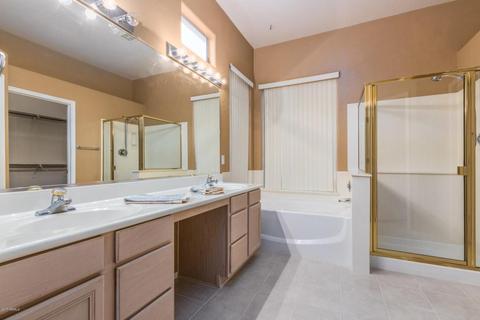 4375 E Lariat Ln, Phoenix, AZ 85050 photo 23