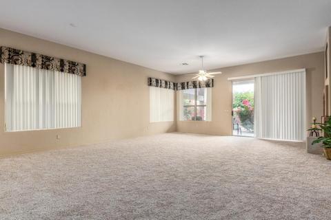 4375 E Lariat Ln, Phoenix, AZ 85050 photo 17