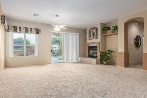 4375 E Lariat Ln, Phoenix, AZ 85050 photo 14