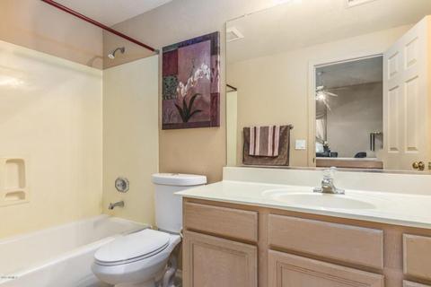 4375 E Lariat Ln, Phoenix, AZ 85050 photo 18