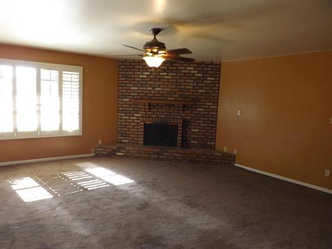 212 W Interlacken Dr, Phoenix, AZ 85023 photo 6