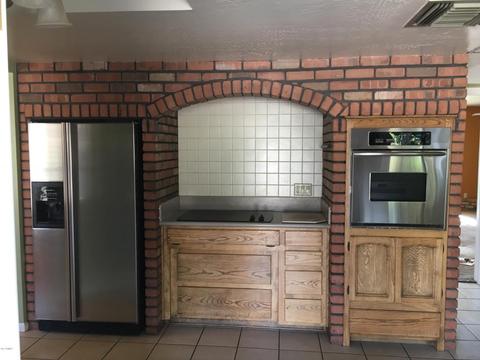 212 W Interlacken Dr, Phoenix, AZ 85023 photo 9