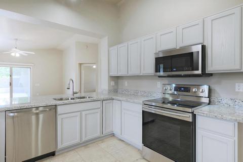 3427 E Menadota Dr, Phoenix, AZ 85050 photo 7