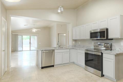3427 E Menadota Dr, Phoenix, AZ 85050 photo 5