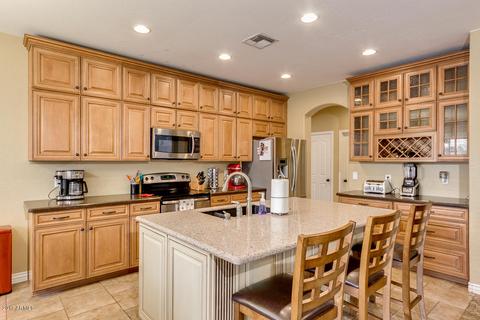 3304 E Canyon Creek Dr, Gilbert, AZ 85295 photo 8