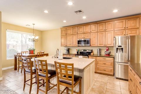 3304 E Canyon Creek Dr, Gilbert, AZ 85295 photo 9