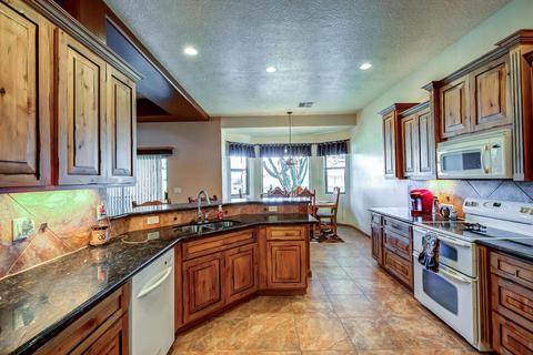 1017 E Maddock Rd, Phoenix, AZ 85086 photo 10