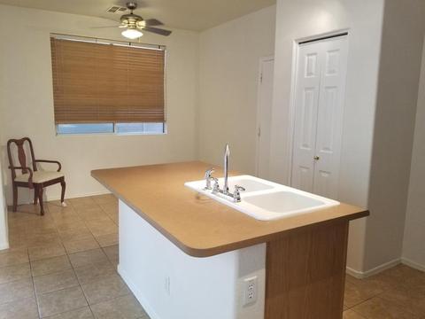 1454 E Bloch Rd, Phoenix, AZ 85040 photo 3