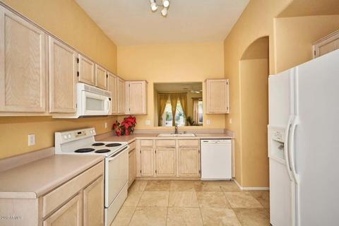 1015 E Amberwood Dr, Phoenix, AZ 85048 photo 3