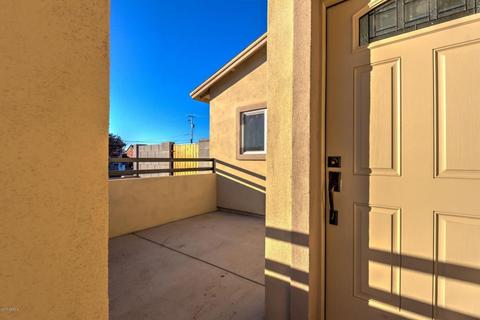 2114 W Monroe St, Phoenix, AZ 85009 photo 4