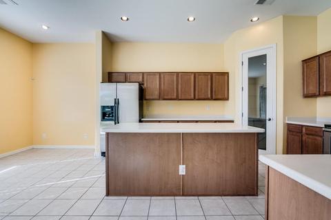1837 E Gary Way, Phoenix, AZ 85042 photo 2